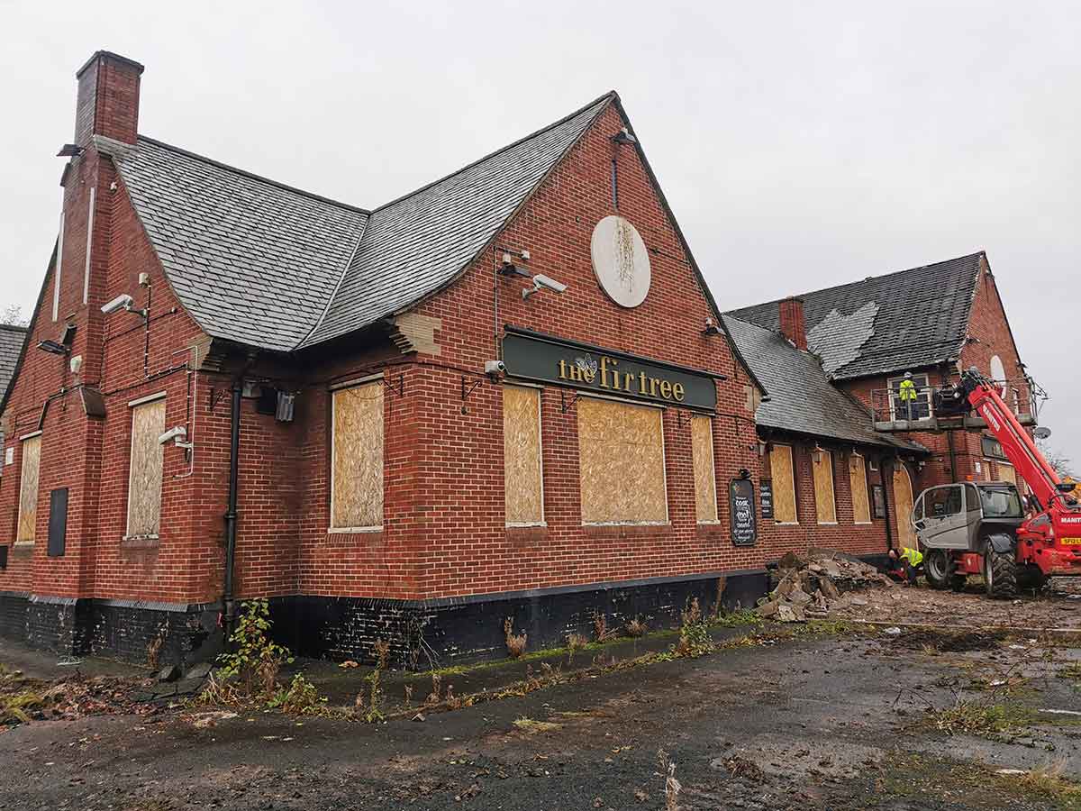 Stockport demolition project — Lidl GB Ltd — Hardcore Crushing on budget ahead of programme